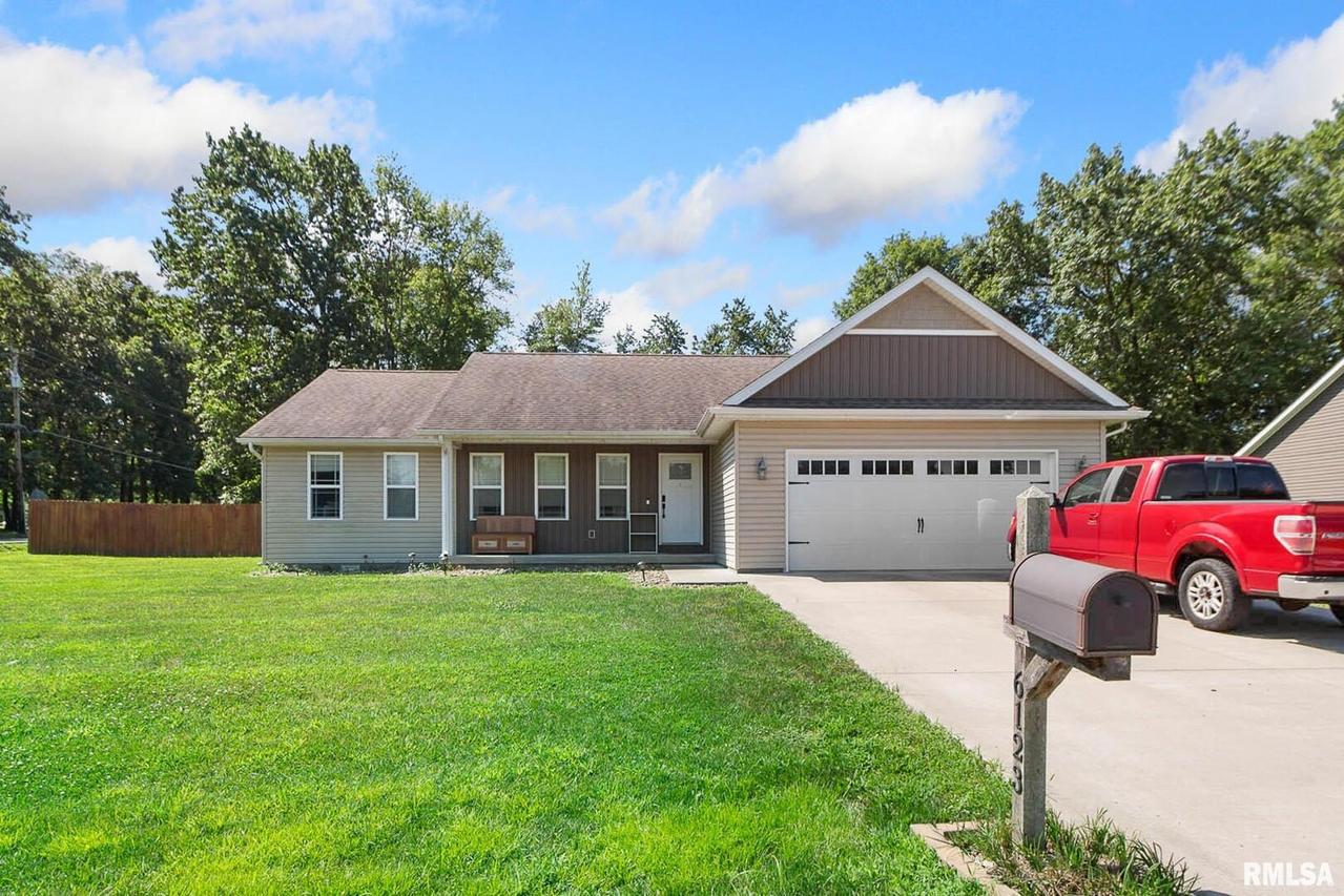 6123 Chandler St., Carterville, IL 62918