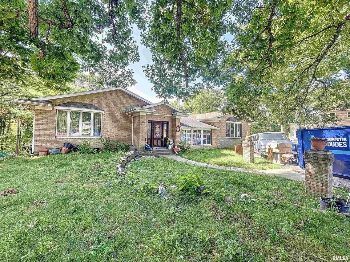 2301 14th Ave., Moline, IL