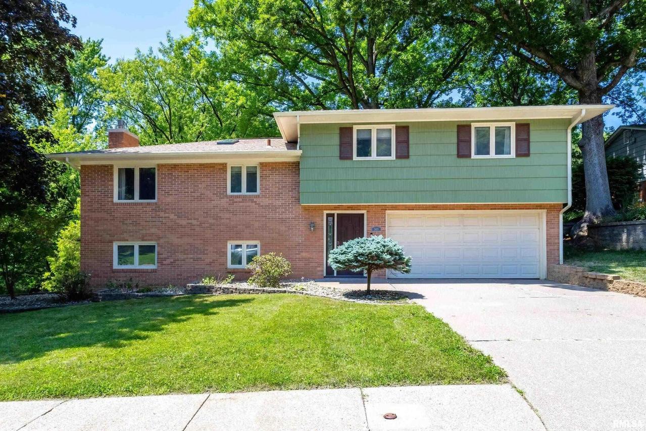 3419 45th St., Moline, IL 61265