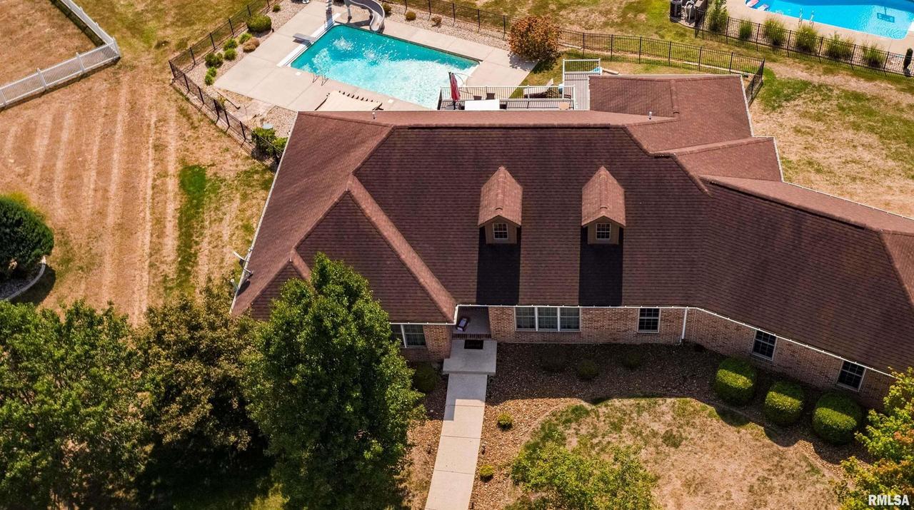 2701 Turnberry Dr., Marion, IL 62959