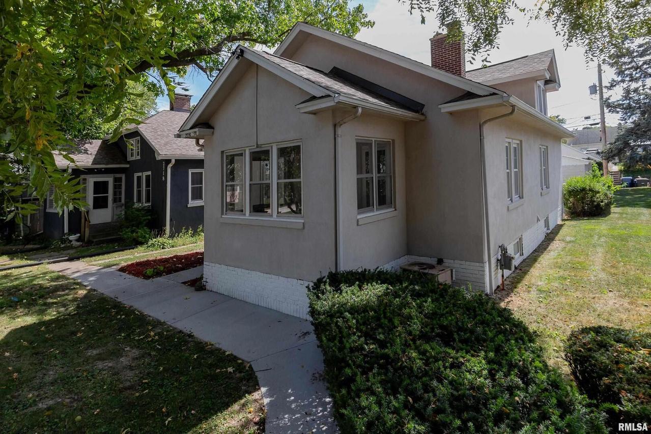 2716 11th Ave. #C, Moline, IL 61265