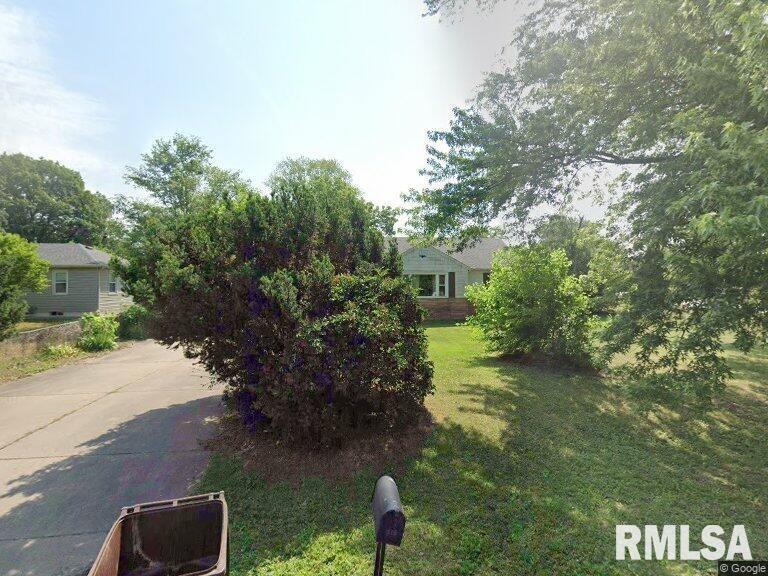 510 4th St., Colona, IL 61241