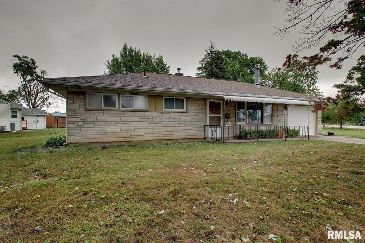 3315 College Ave., Quincy, IL 62301