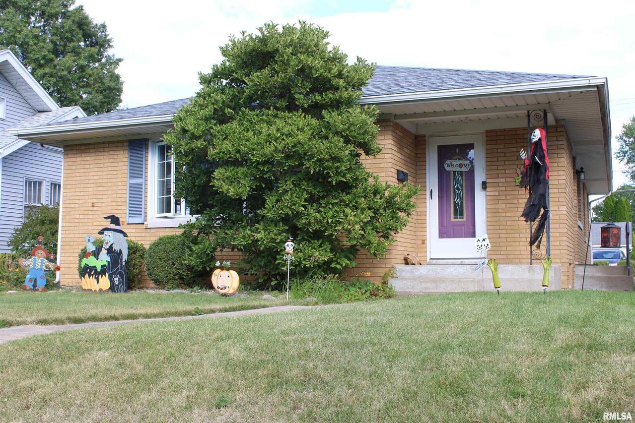 2350 27th St., Moline, IL 61265