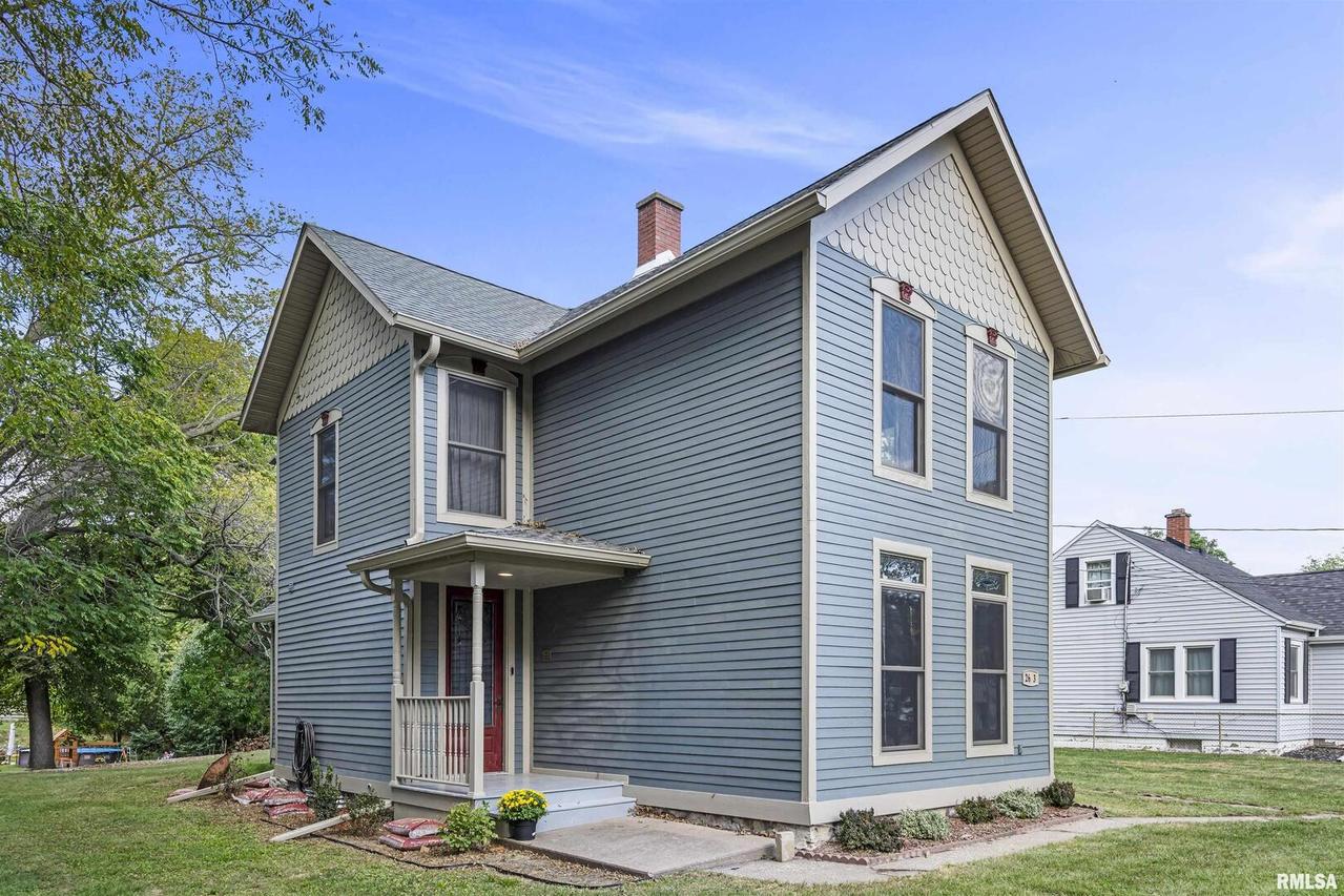 2613 13th Ave., Rock Island, IL 61201