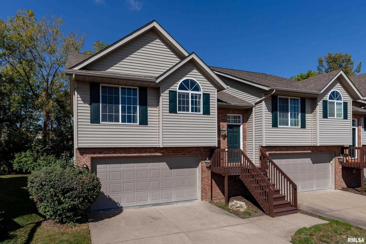 1129 33rd Avenue Cir., Silvis, IL 61282