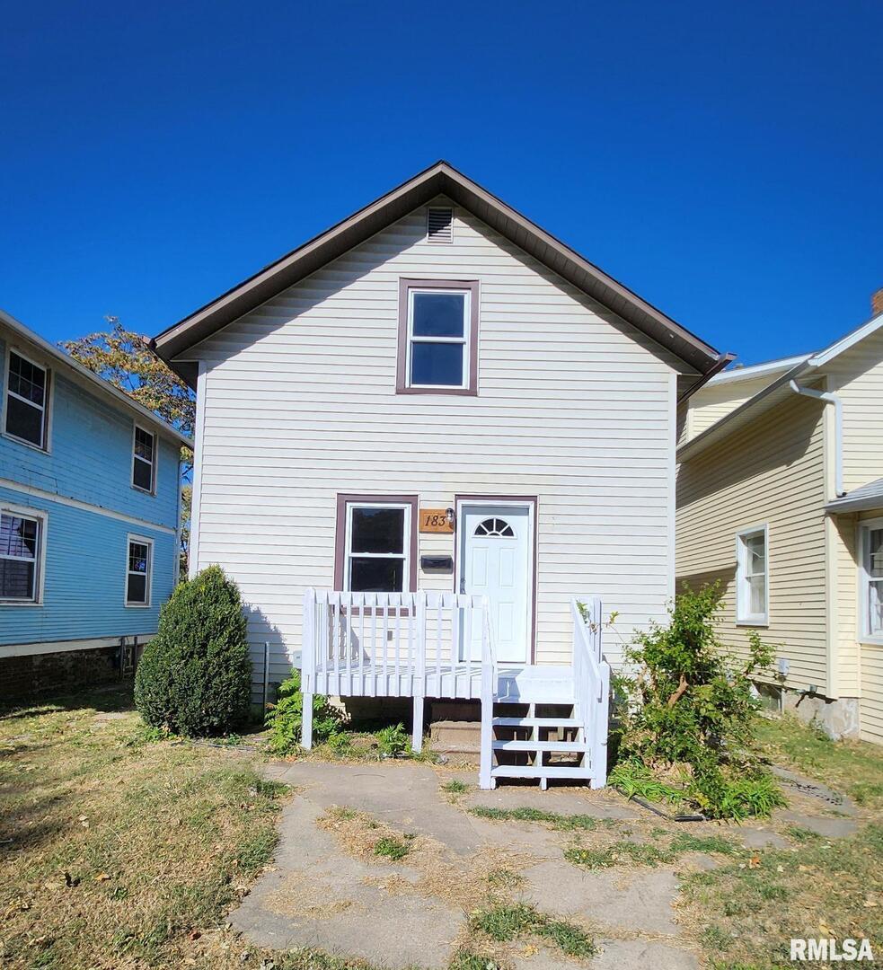 183 16th Ave., East Moline, IL 61244
