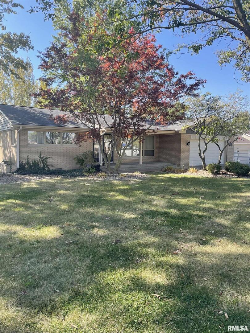 800 25th Ave., Silvis, IL 61282