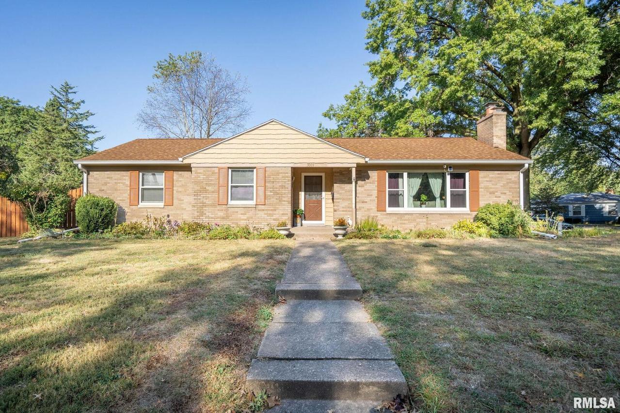 3001 26th St., Moline, IL 61265