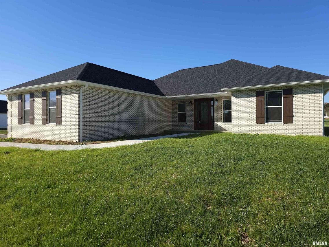 2000 Dew Drop Dr., Marion, IL 62959