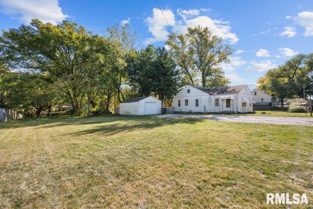 3400 18th St., East Moline, IL 61244