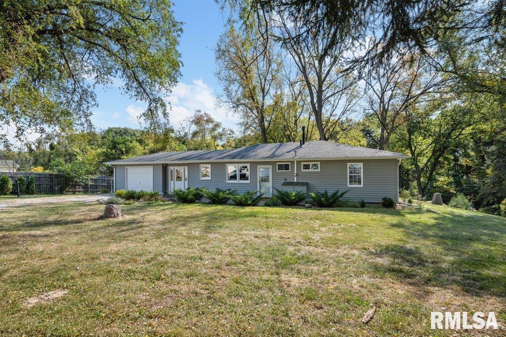 1204 55th Ave., East Moline, IL 61244