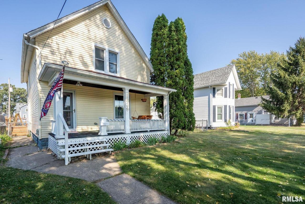 1639 25th Ave., Moline, IL 61265