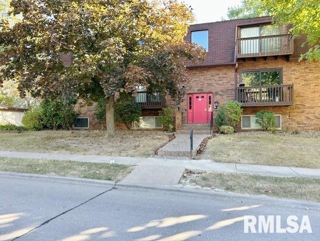 3124 4th St. #7, Moline, IL 61265