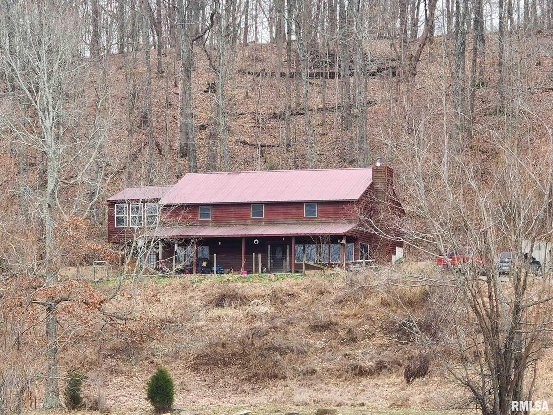 64 Rosebud Rd., Golconda, IL 62938