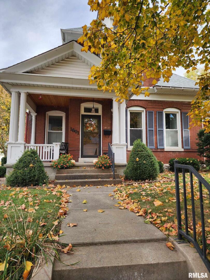 1601 Ohio St., Quincy, IL 62301
