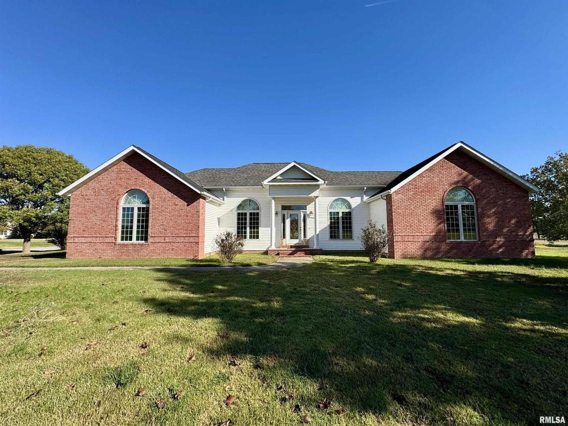 1006 Maridon Ave., Carterville, IL 62918