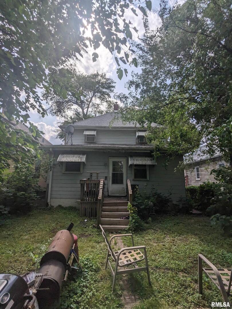 1324 17th St., East Moline, IL 61264