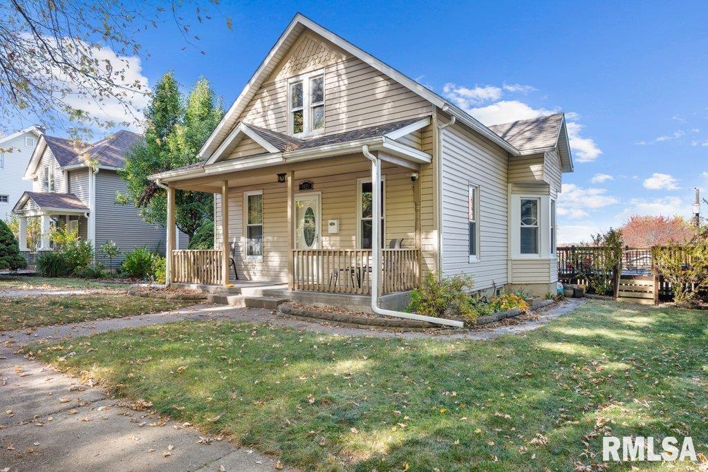 3925 8th Ave., Rock Island, IL 61201