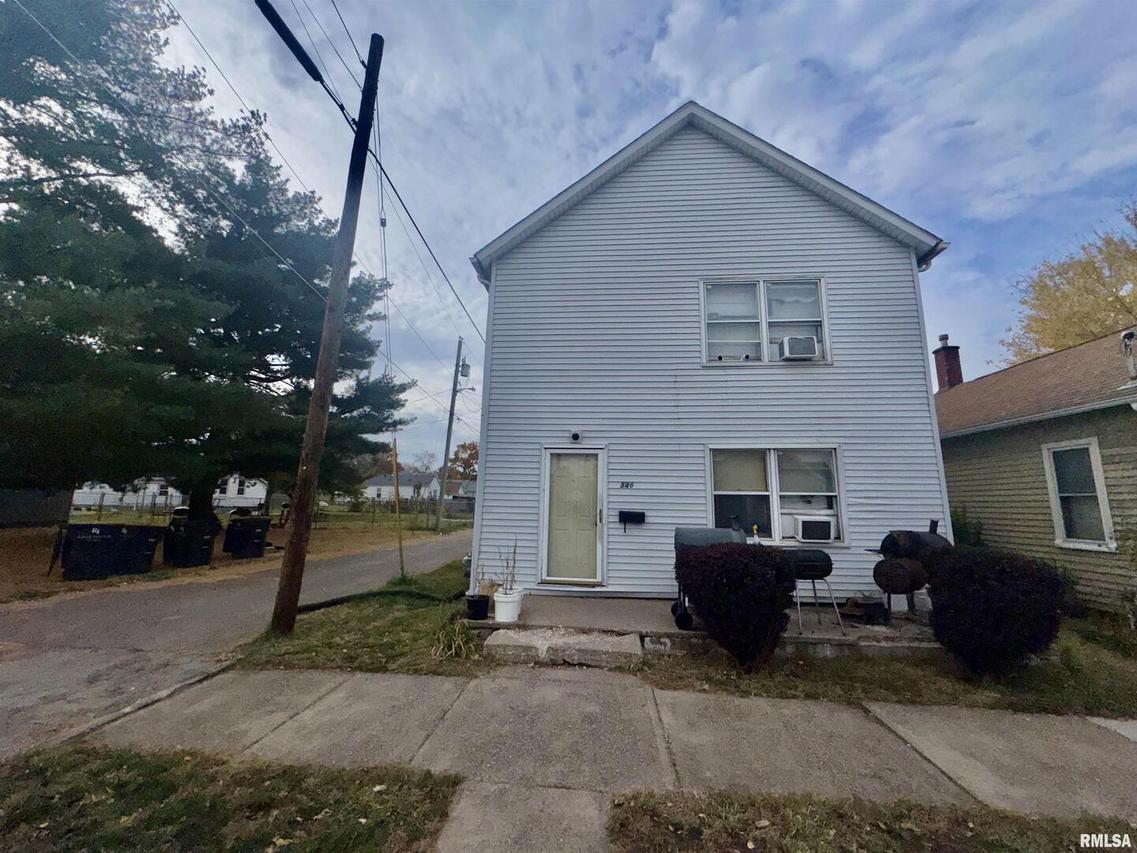546 26th St., Rock Island, IL 61201