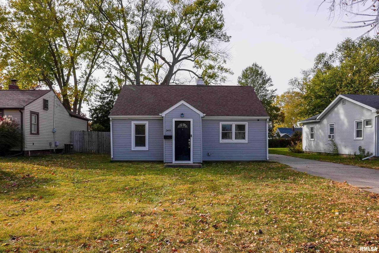 2411 45th St., Moline, IL 61265