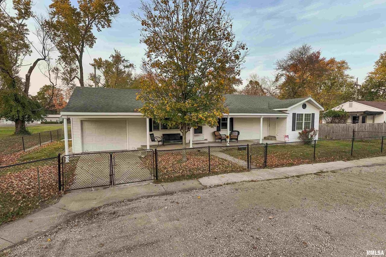 1112 W Concord St., Marion, IL 62959