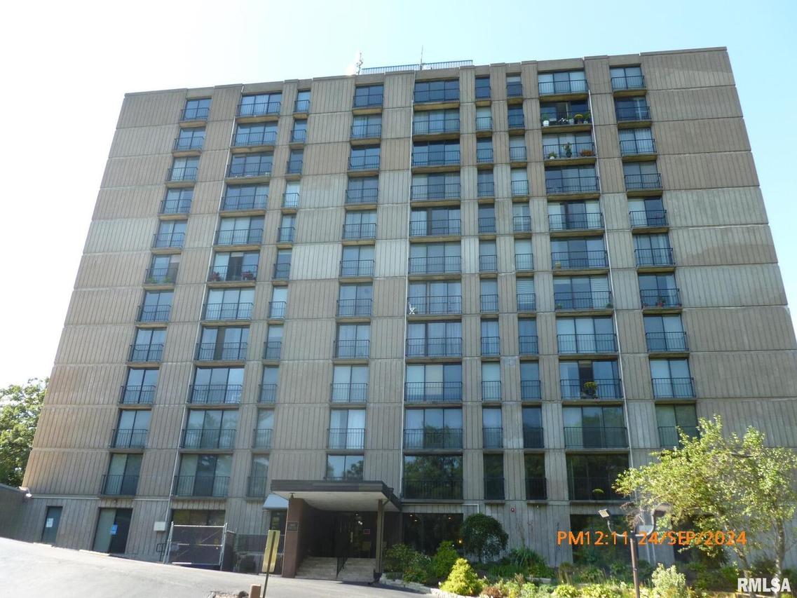 1800 7th St. #9A, East Moline, IL 61244