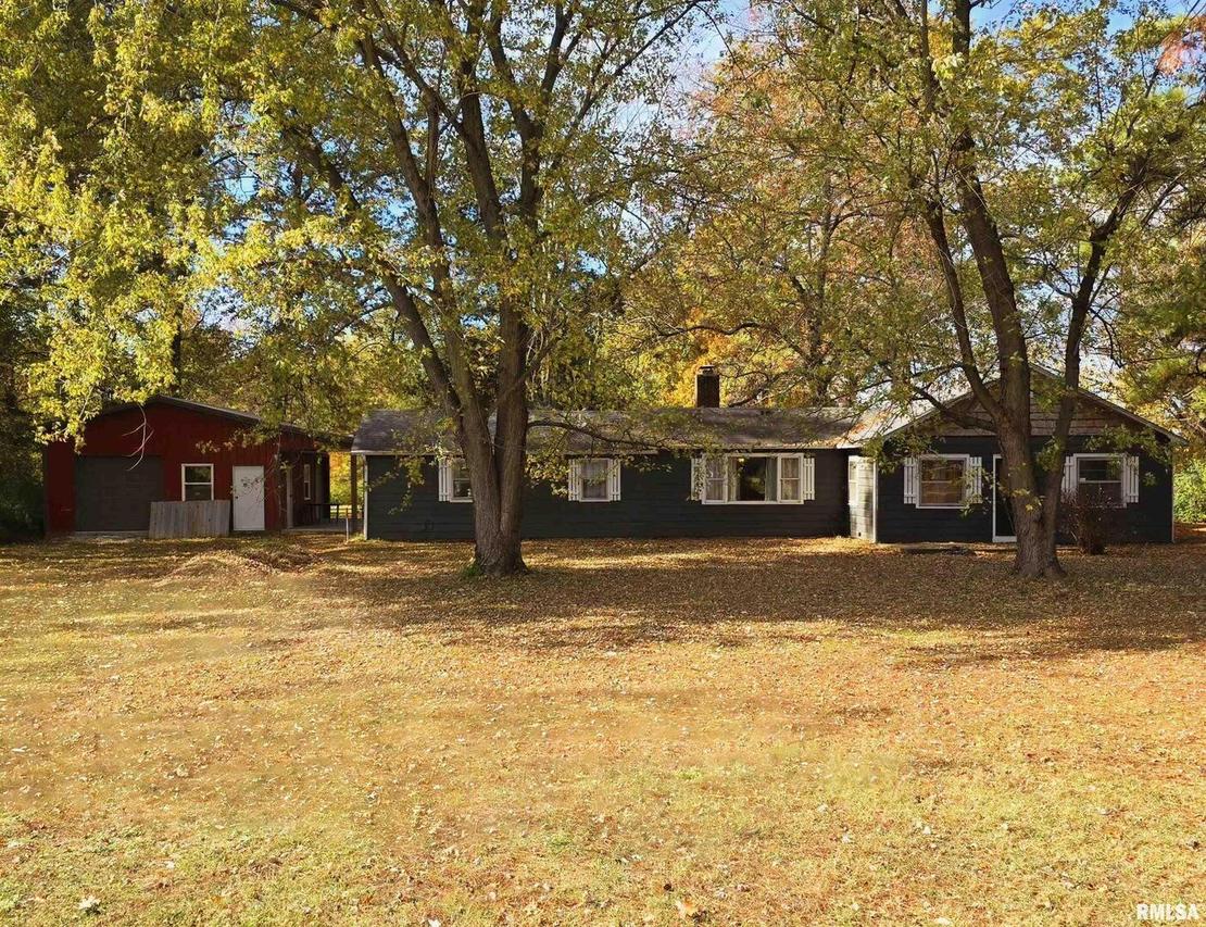 423 State Highway 37, West Frankfort, IL 62896