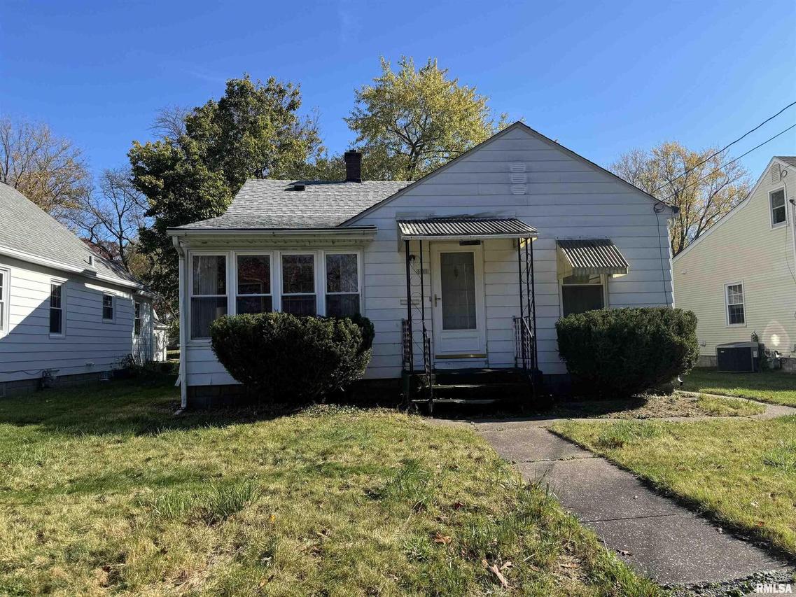 509 10th Street A Ct., Silvis, IL 61282