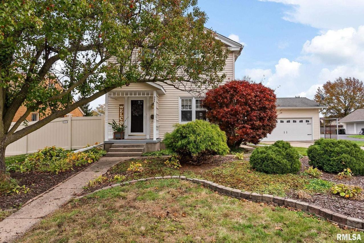 848 S Oakwood Ave., Geneseo, IL 61254