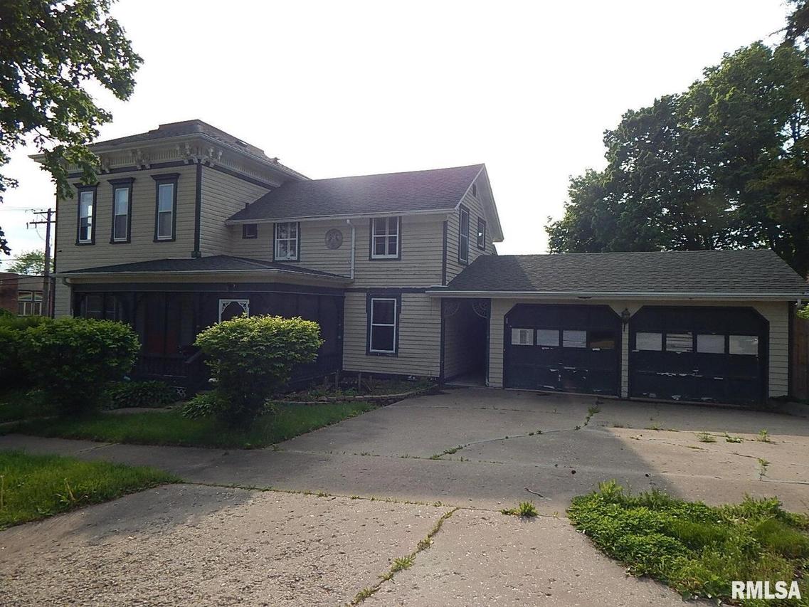 401 N Base St., Morrison, IL 61270