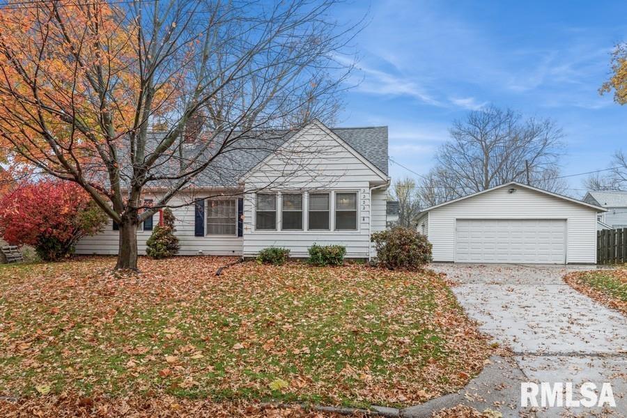 2222 14th St., Rock Island, IL 61201