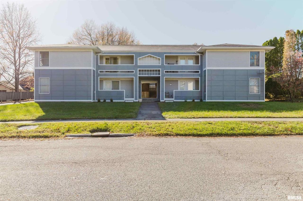 3003 W Sunset Dr., Carbondale, IL 62901