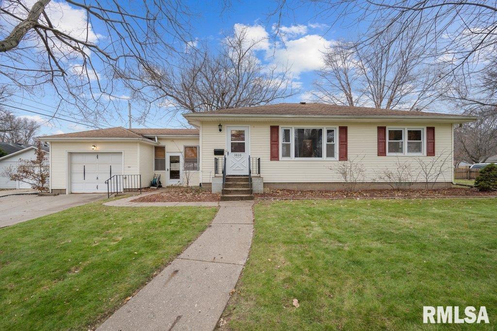 3806 29th St., Rock Island, IL 61201