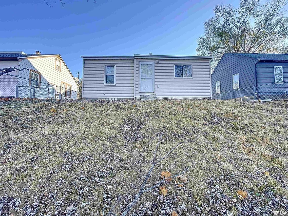 3421 11th St., Rock Island, IL