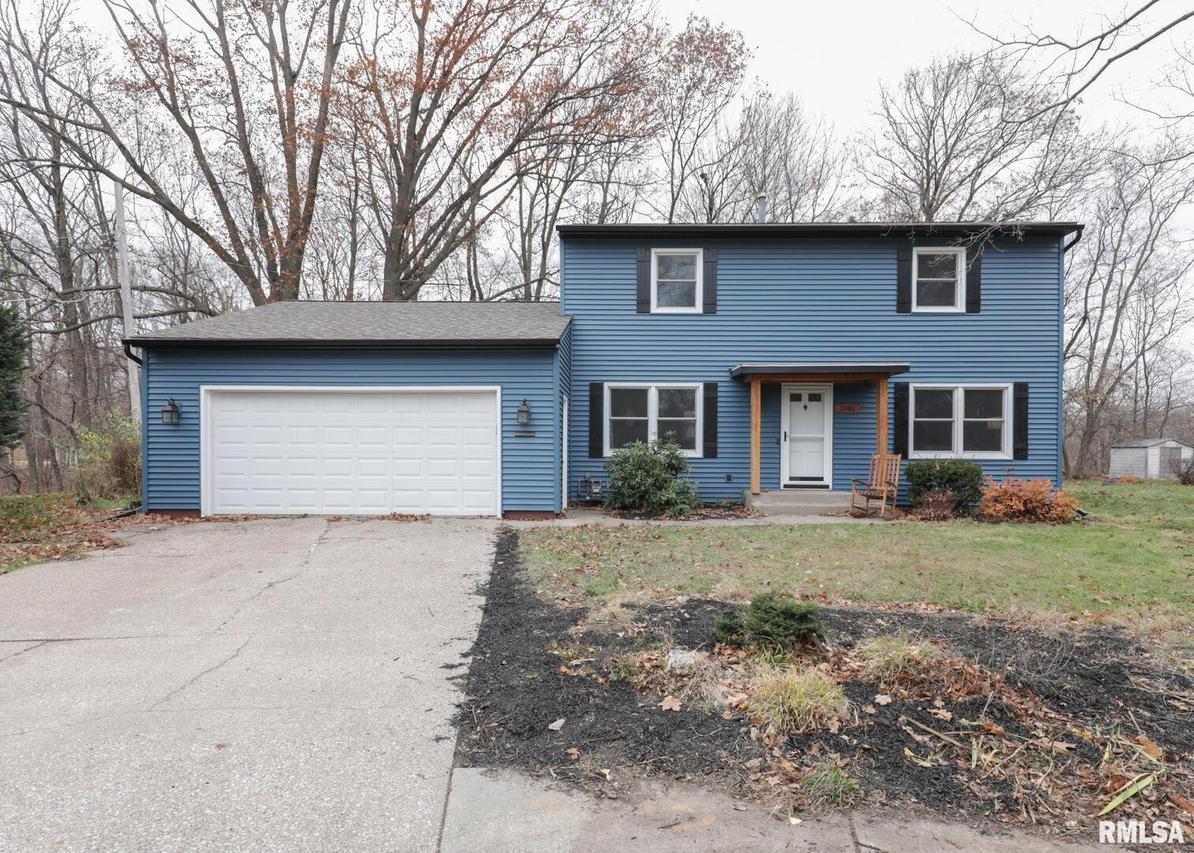 1801 47th Street Ct., Moline, IL 61265