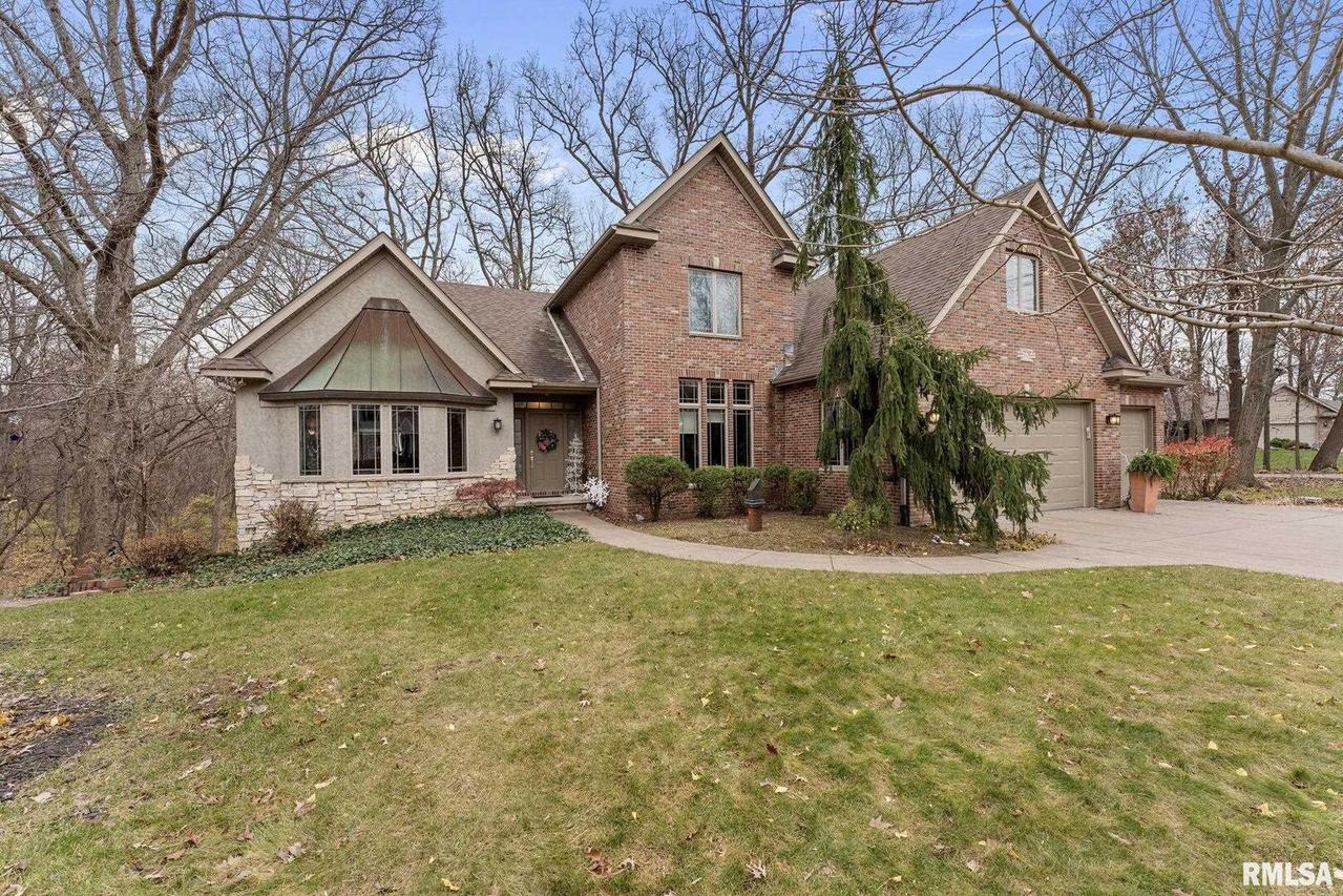 83 Kennelworth Cir., Hampton, IL 61256