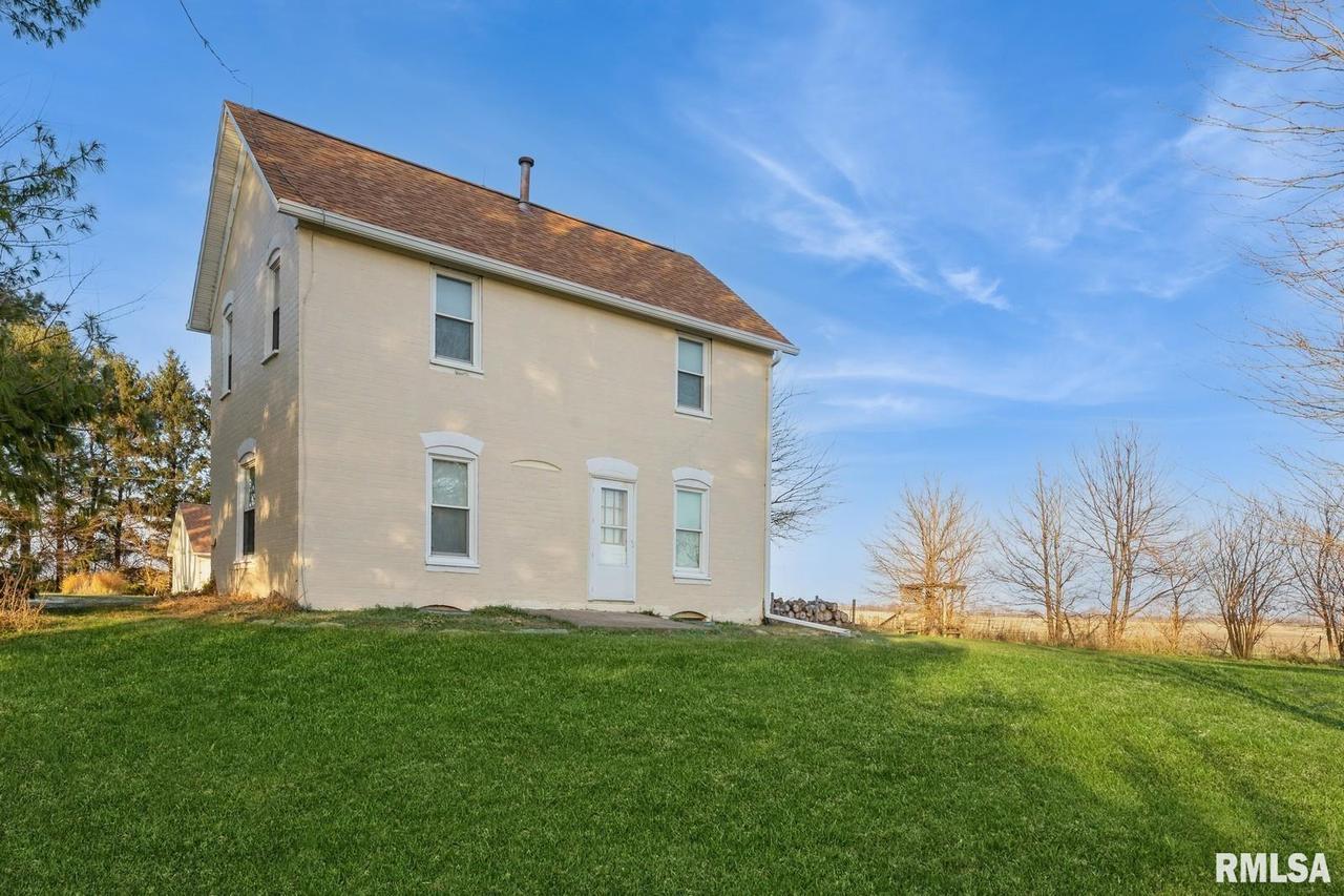 1251 Highway 94, Aledo, IL