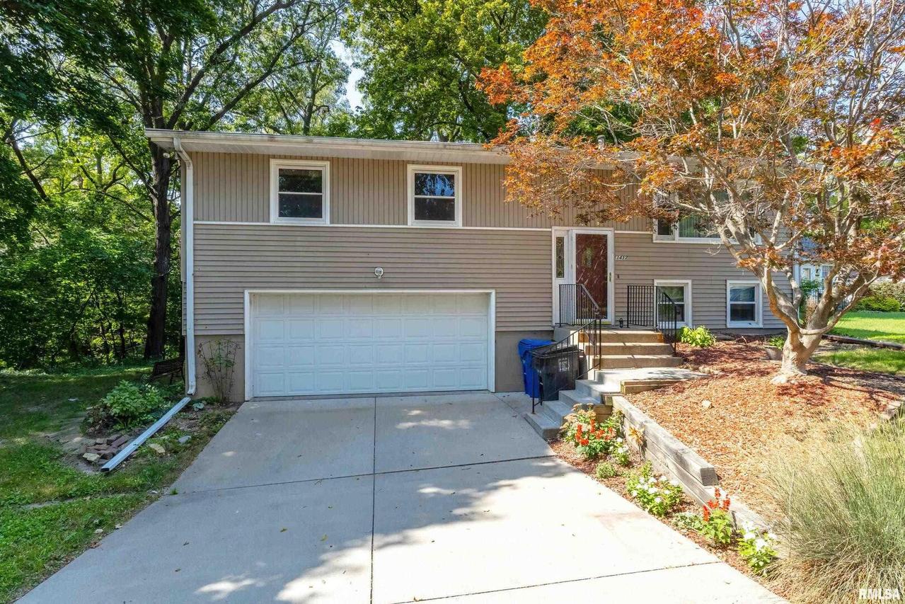 3417 40th St., Moline, IL 61265