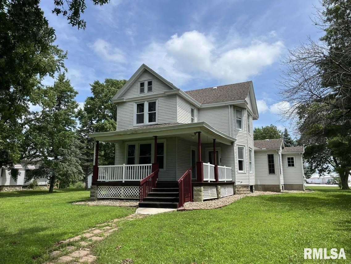 1812 E 1650th St., Paloma, IL 62359