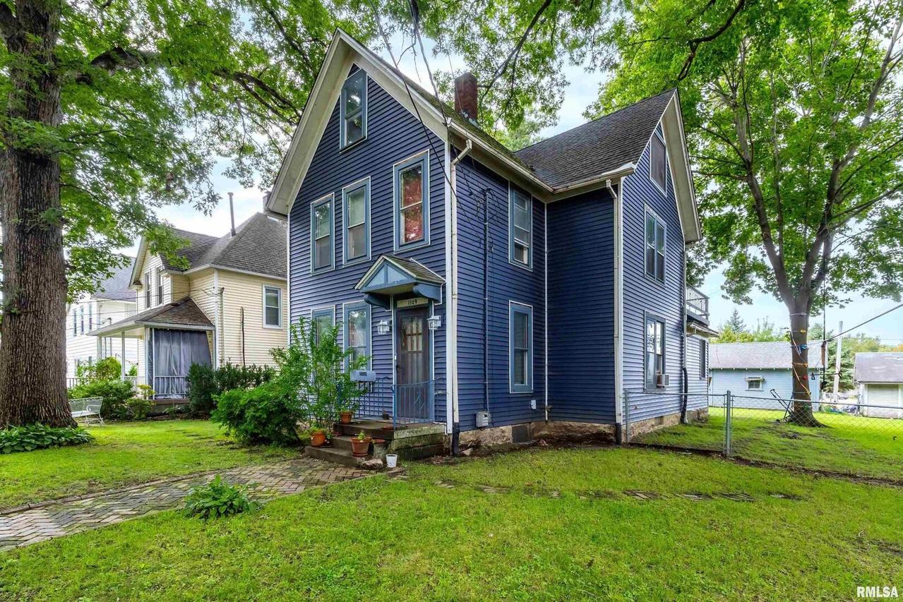 1109 3rd St., Moline, IL 61265