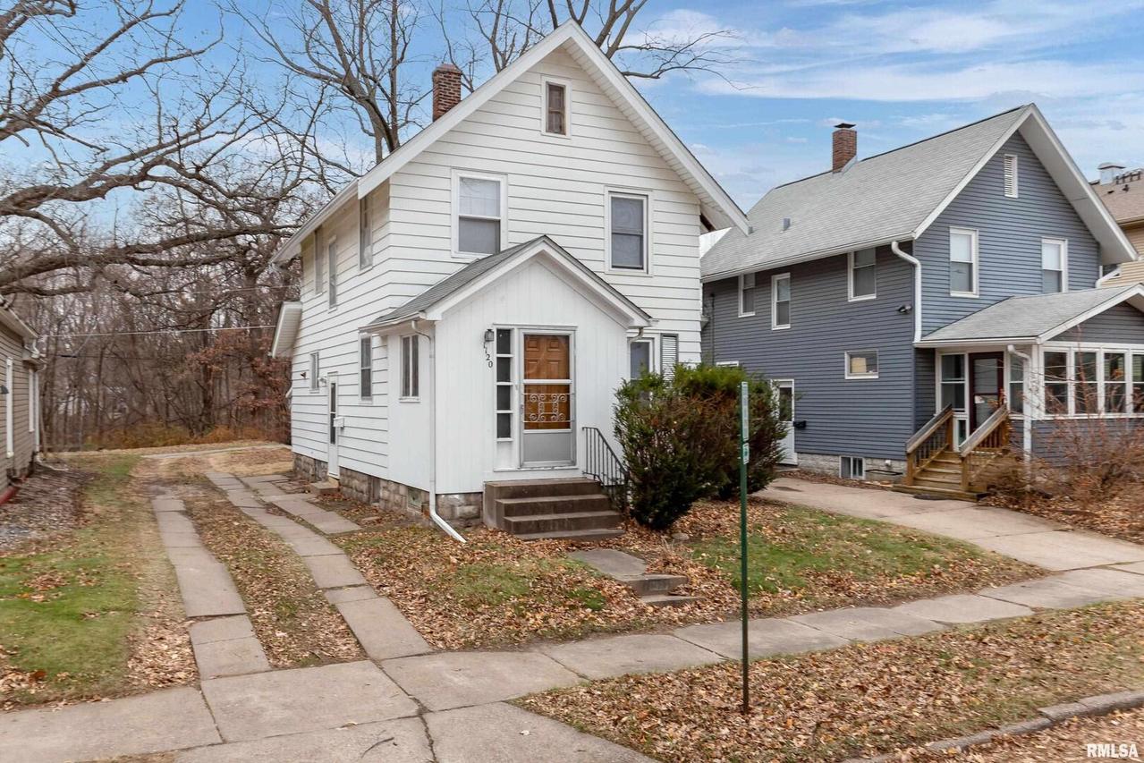 1120 37th St., Rock Island, IL 61201