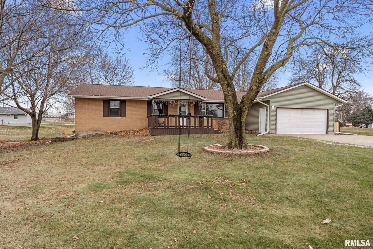 47 Meadow Ln., Prophetstown, IL 61277