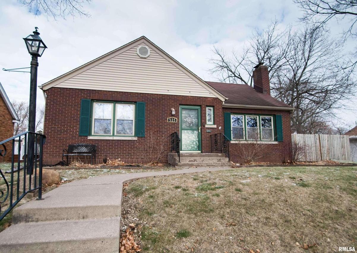 525 22nd Ave., Moline, IL 61265