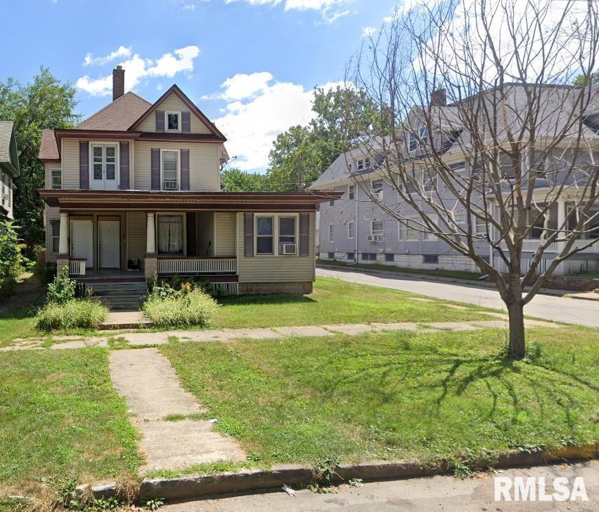 945 21st St. #2, Rock Island, IL 61201