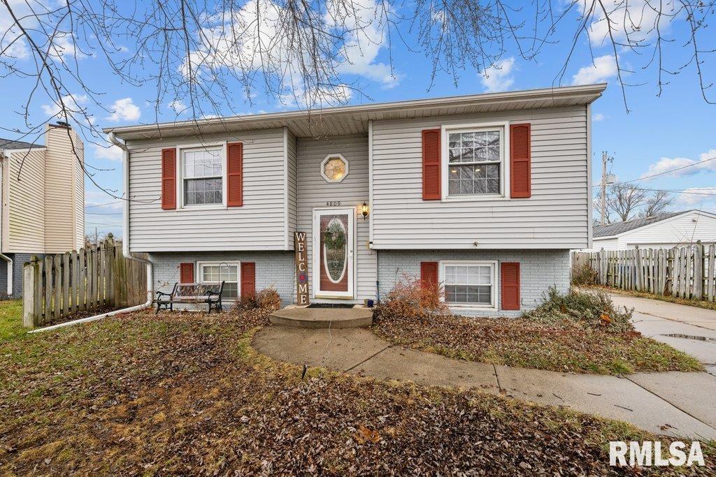 4809 50th Ave., Moline, IL 61265