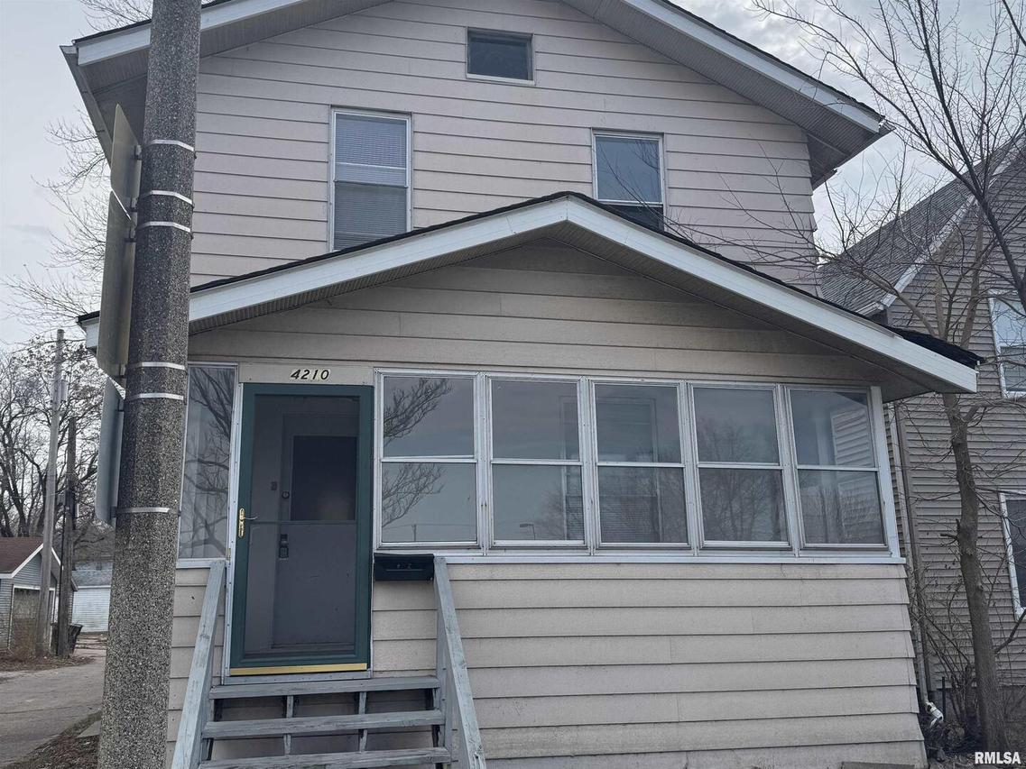 4210 6th Ave., Rock Island, IL 61201