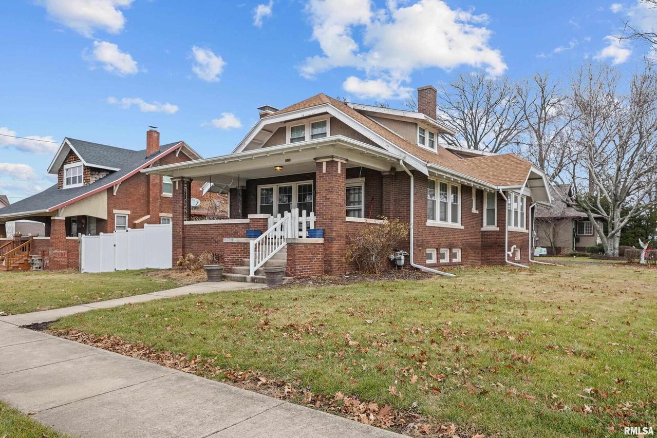 442 S Tremont St., Kewanee, IL 61443