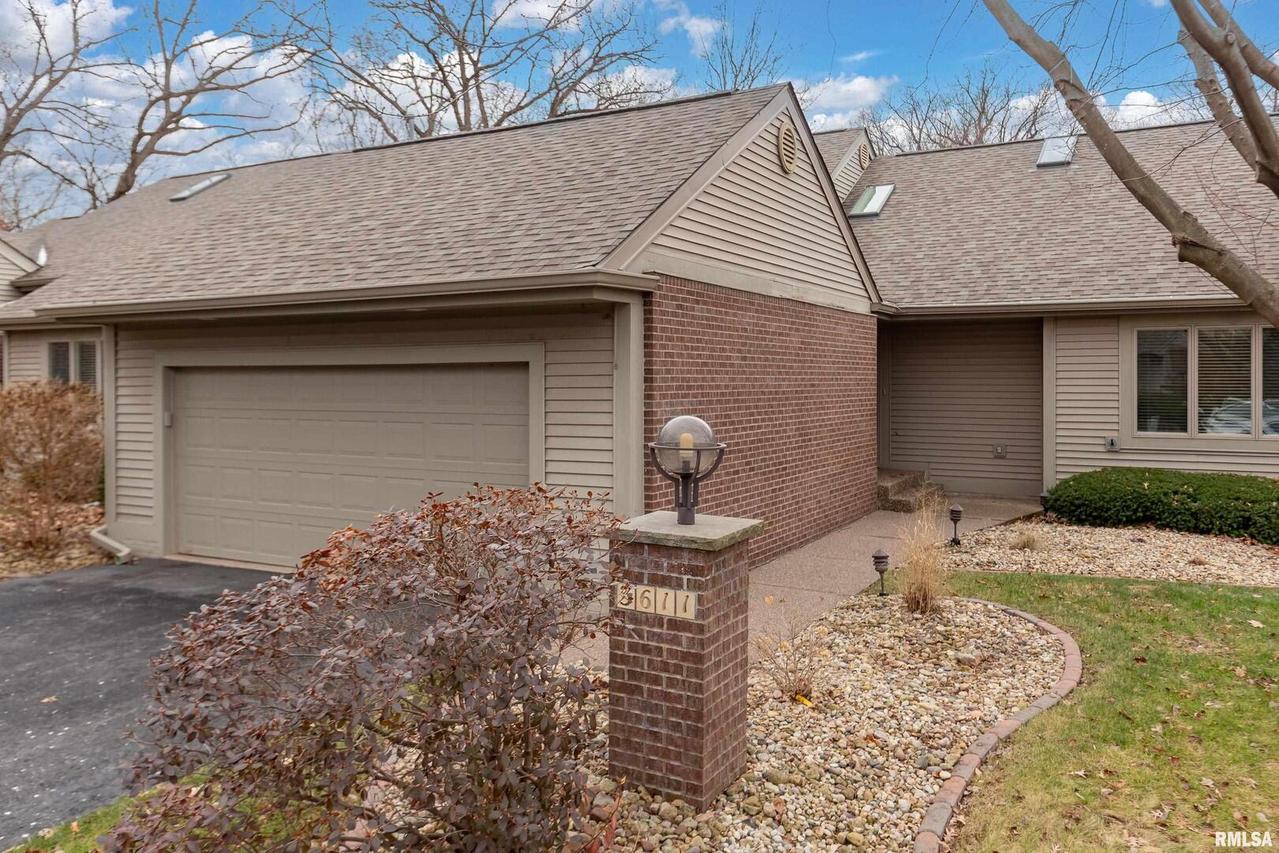 3611 33rd Street Dr., Moline, IL 61265