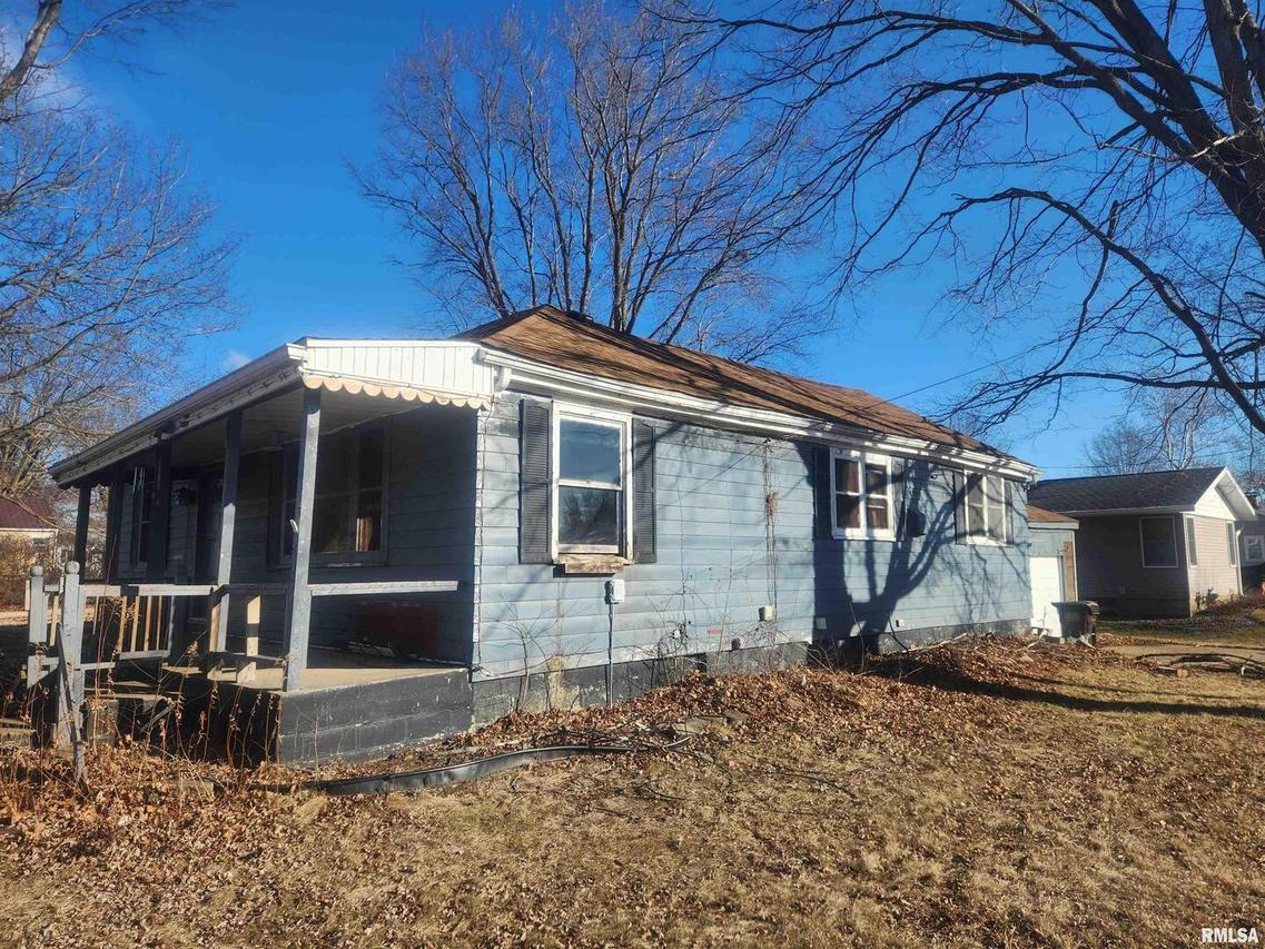 406 Ash Ave., Morrison, IL 61270